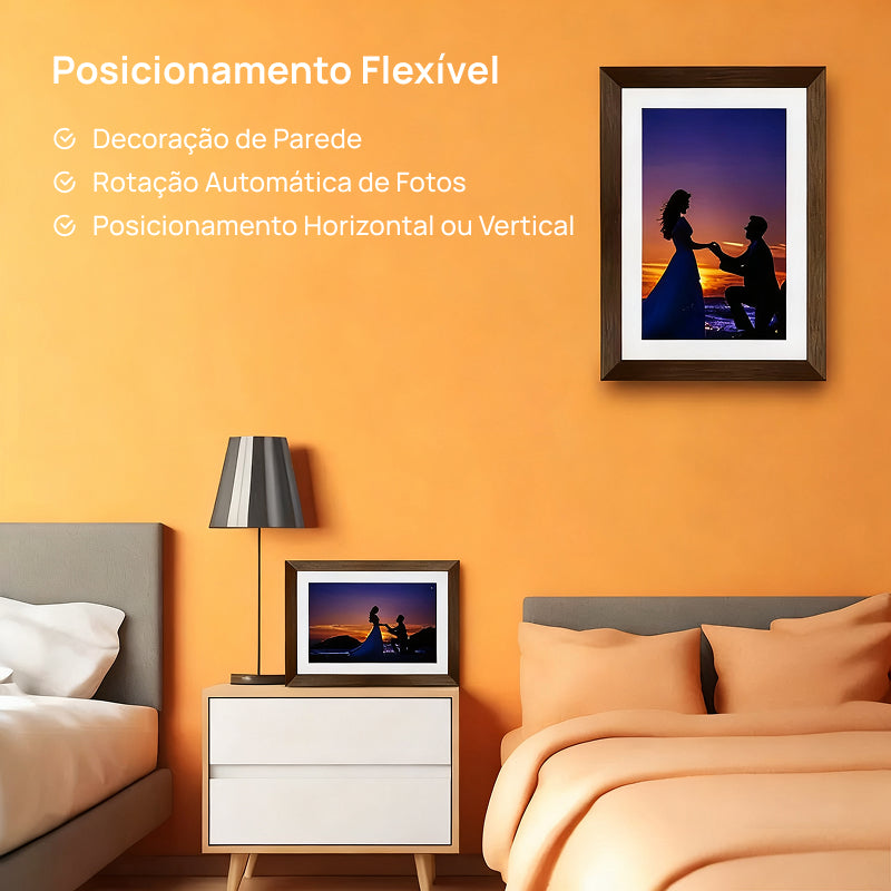 Porta-Retratos Digital Frameo 25.7cm com Moldura de Madeira, Fácil Instalação e Memória de 32GB para Fotos, memórias vivas e especiais